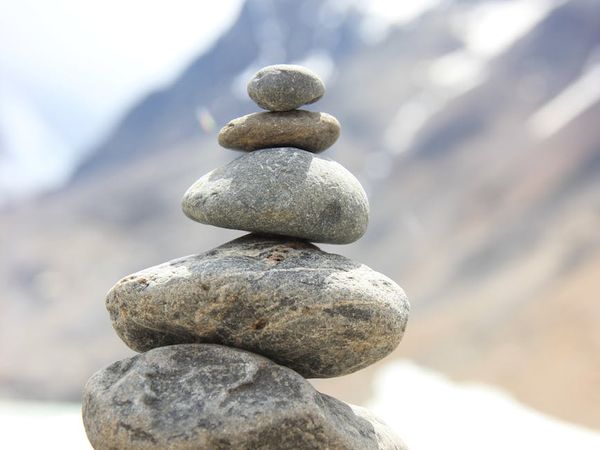 Balanced rocks stacking in a peaceful environment